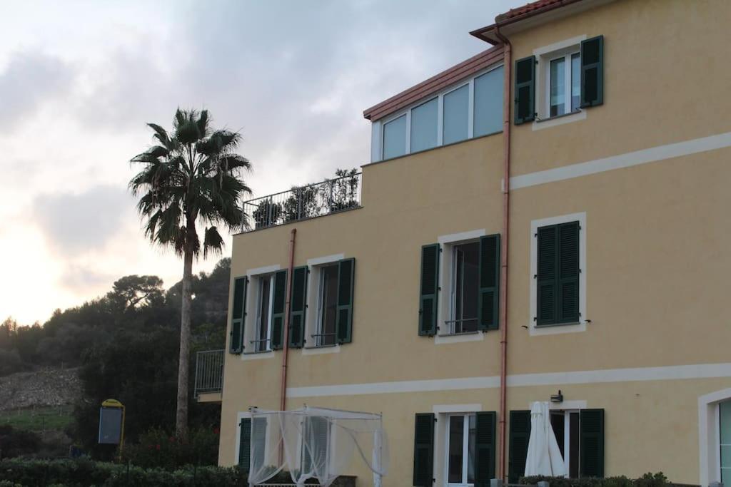 Appartamento Romantico Con Piscina Cervo Luaran gambar