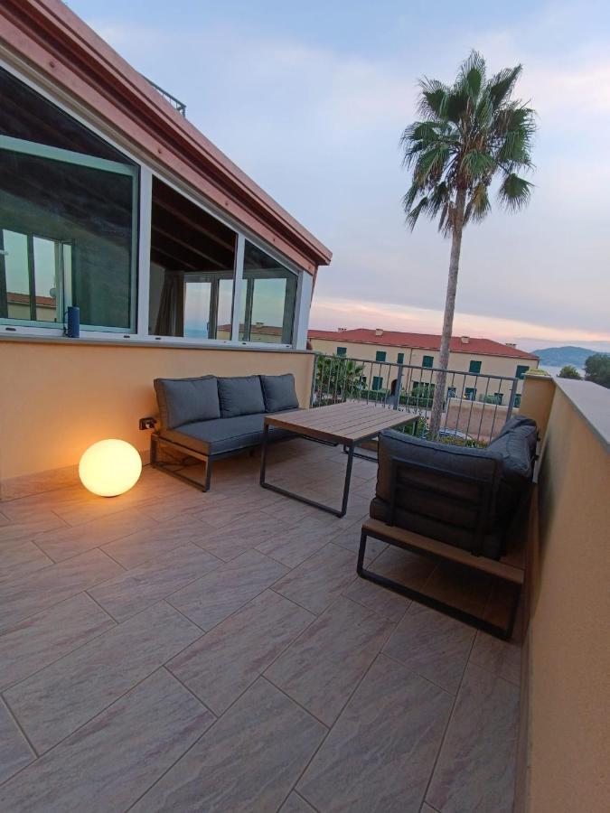 Appartamento Romantico Con Piscina Cervo Luaran gambar
