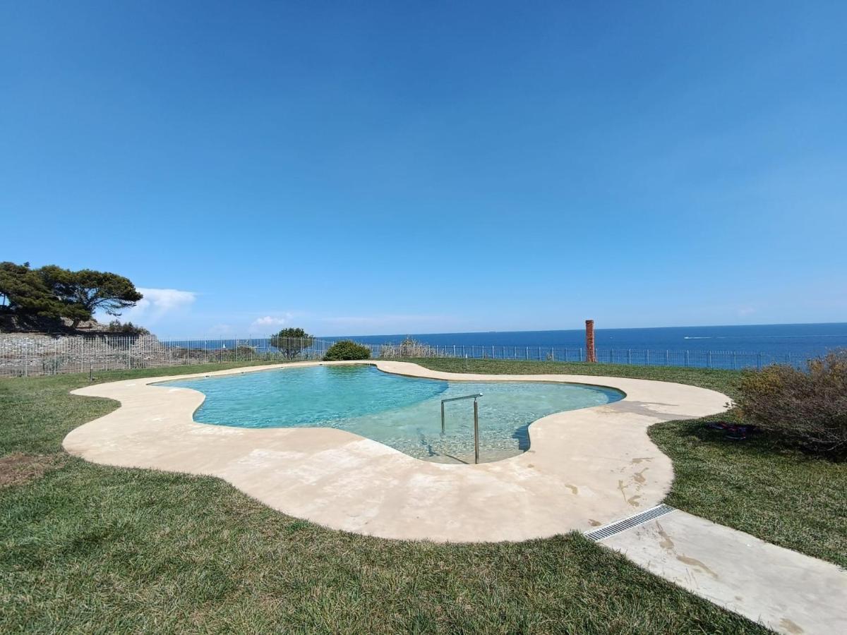 Appartamento Romantico Con Piscina Cervo Luaran gambar