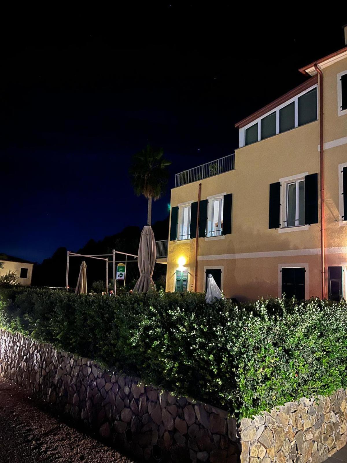Appartamento Romantico Con Piscina Cervo Luaran gambar