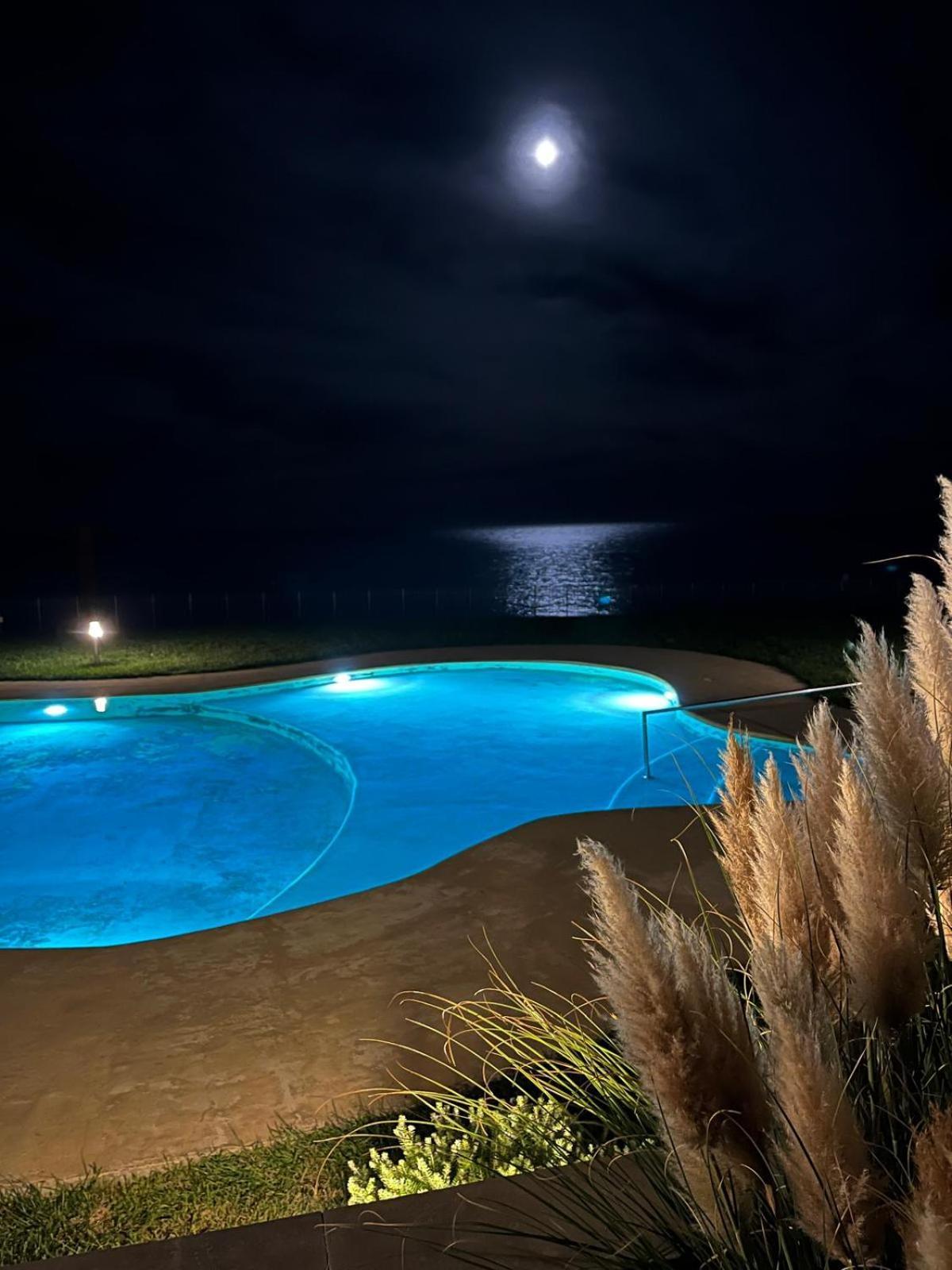 Appartamento Romantico Con Piscina Cervo Luaran gambar
